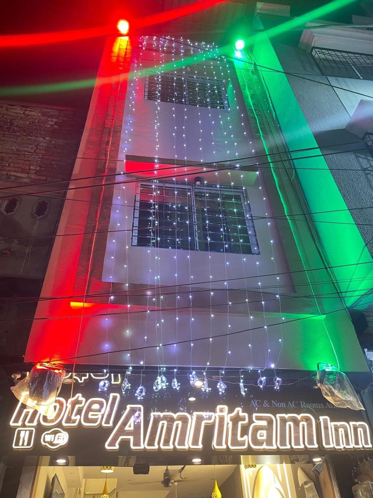 Hotel Amritam Inn Ujjain Exteriör bild